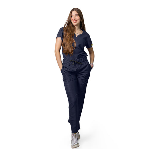 Uniforme Dama Esencial Cuello U Pantalón Clásico